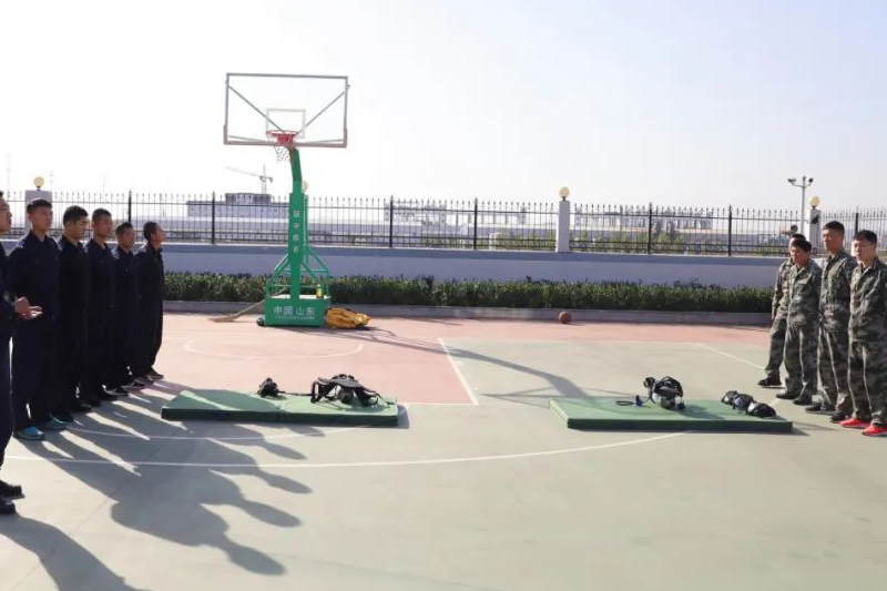 16055113091783584NsL.jpg 640.jpg